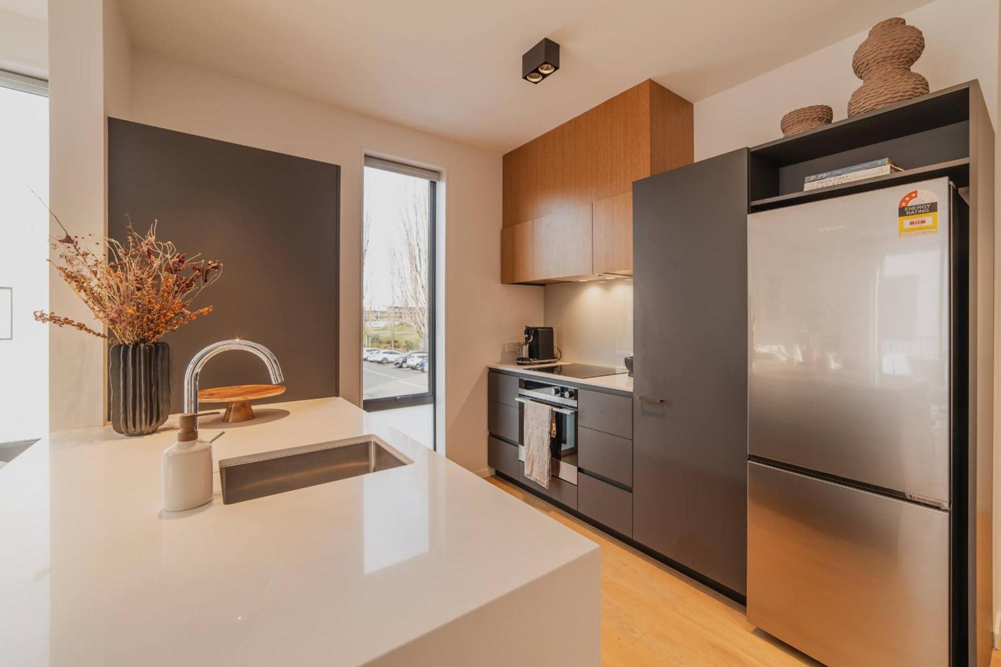 Chic And Contemporary Living At Cambridge Terrace Villa Christchurch Luaran gambar