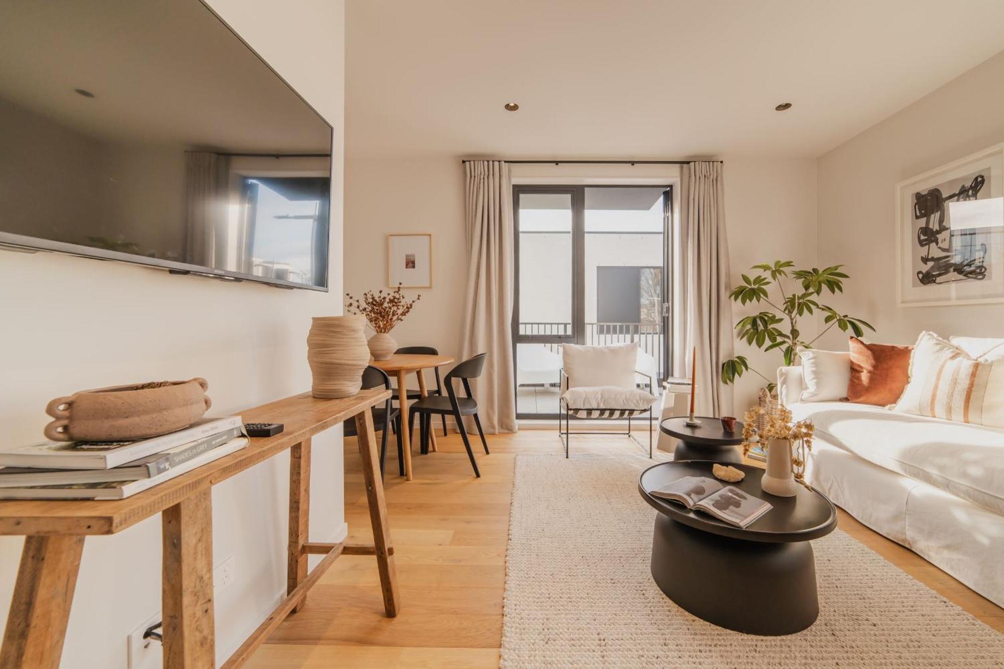 Chic And Contemporary Living At Cambridge Terrace Villa Christchurch Luaran gambar